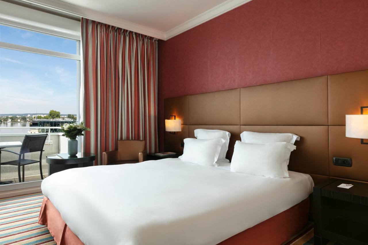 Hôtel Barrière le Grand Hôtel Enghien-les-Bains Esterno foto